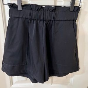 High waisted ruffle shorts